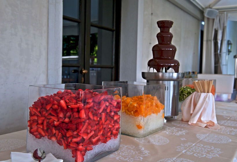 Hotel Villa Policreti  | Aviano | Pordenone | Italia 16