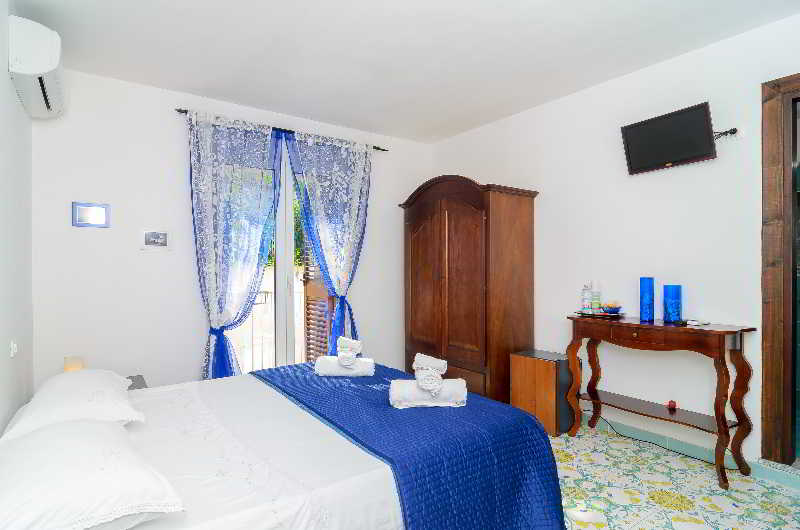 Bed and Breakfast Maison Twentyfive - Guest House  | Ischia | Napoli | Italia 13