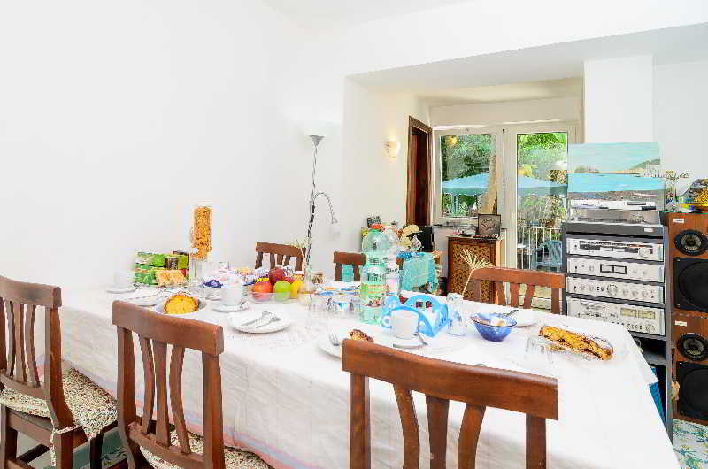 Bed and Breakfast Maison Twentyfive - Guest House  | Ischia | Napoli | Italia 14