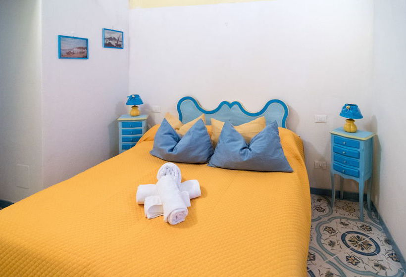 Bed and Breakfast Villa Neptunus  | Ischia | Naples | Italy 10