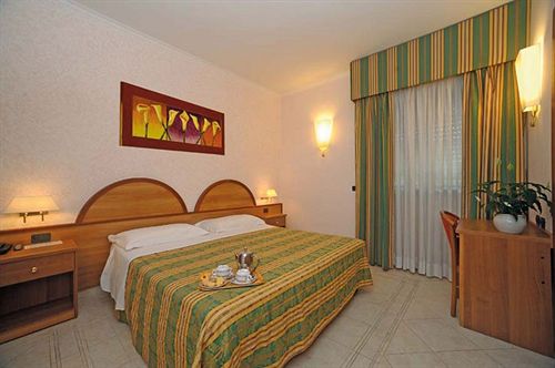 Hotel L'Aquila  | Pomezia | Rom | Italien 4