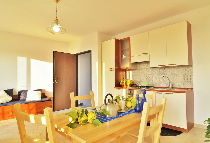 Lemon Flats  | Sorrento | Napoli | Italia 9