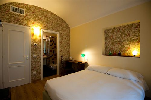 Bed and Breakfast 94 Rooms  | Roma | Roma | Italia 11