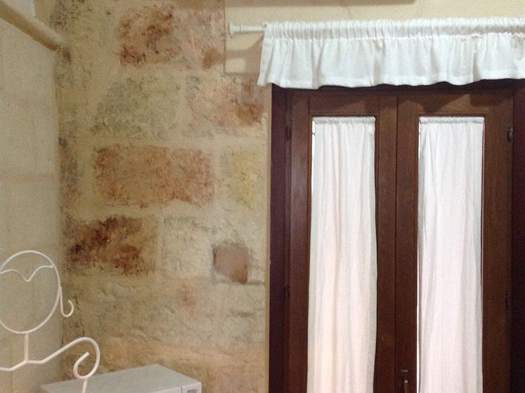 Bed & Breakfast Santa Maria Del Buon Consiglio  | Bari | Bari | Italia 13