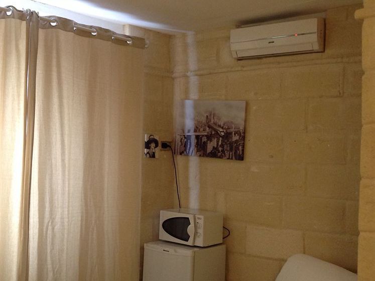 Bed & Breakfast Santa Maria Del Buon Consiglio  | Bari | Bari | Italia 14