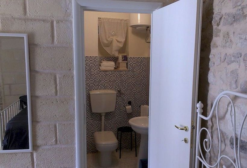 Bed & Breakfast Santa Maria Del Buon Consiglio  | Bari | Bari | Italia 4