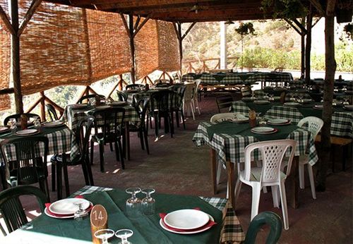 Hotel Agriturismo San Cataldo Farm Home  | Motta Camastra | Mesina | Italia 3