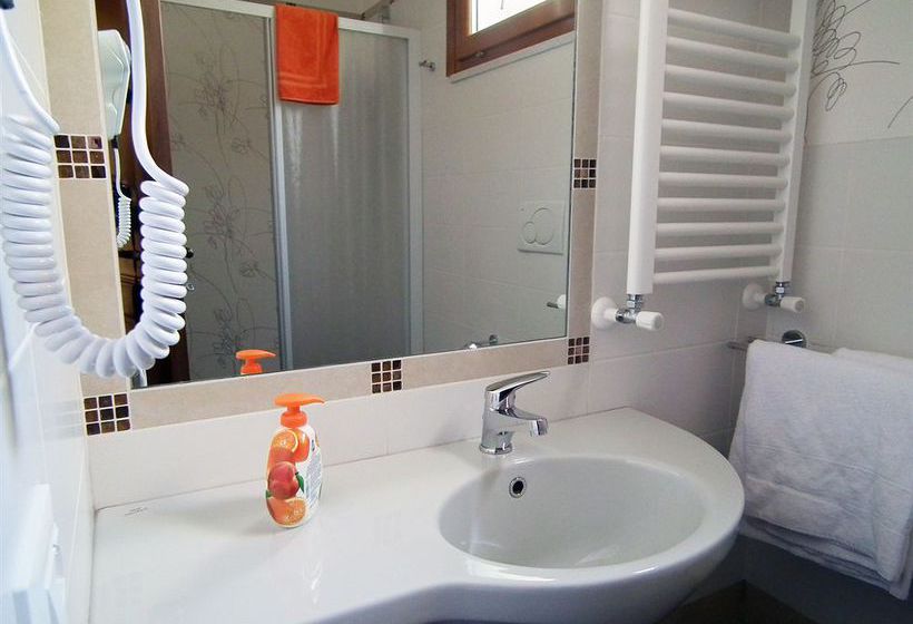 Anthony B&b  | Roma | Roma | Italia 9