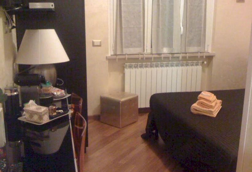 Mirko B&b  | Roma | Roma | Italia 7