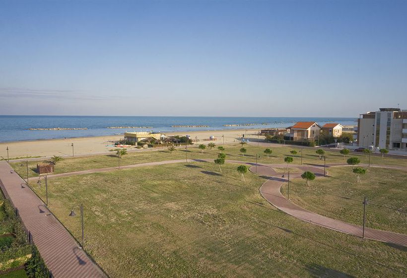 Hotel Rosburgo Sea Resort  | Roseto Degli Abruzzi | Teramo | Italia 10