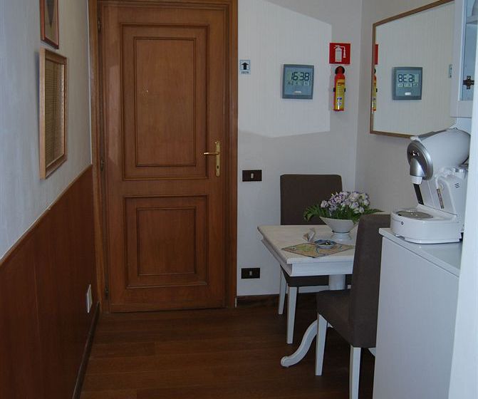 Bed and Breakfast Bed&Breakfast Pettinary Village  | Roma | Roma | Italia 14