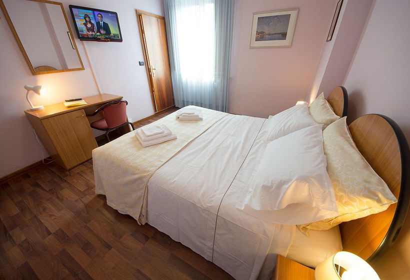 Hotel De La Ville  | Fano | Pesaro e Urbino | Italia 7