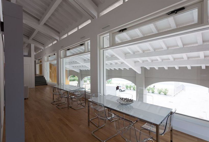 Hotel Forlanini 52  | Parma | Parma | Italia 17