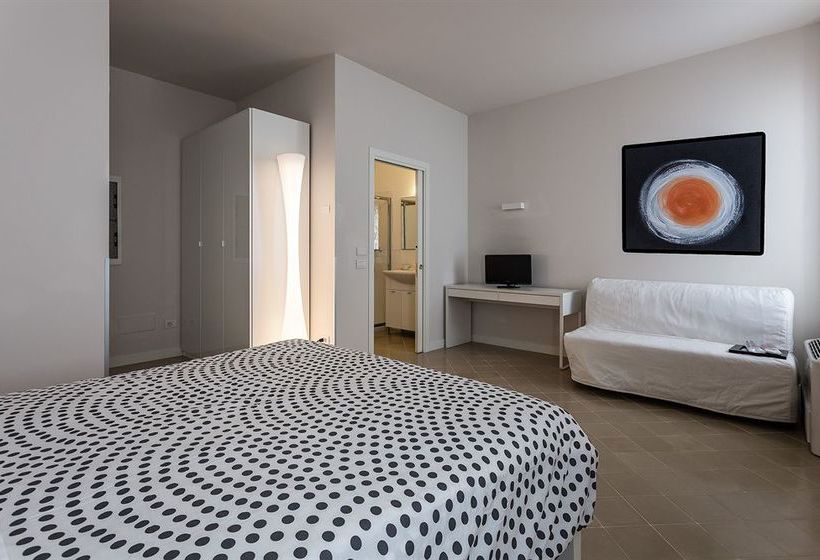 Hotel Forlanini 52  | Parma | Parma | Italia 18