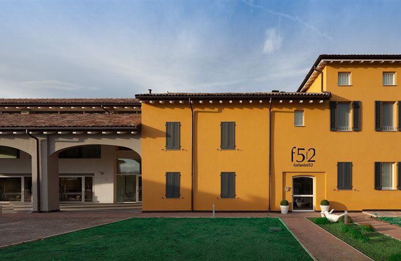 Hotel Forlanini 52  | Parma | Parma | Italia 2
