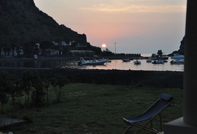 I Pagghiari  | Vulcano - Isola di Vulcano | Messina | Italia 11