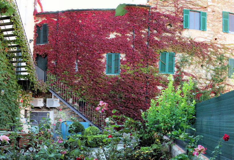 Il Chiostro  | Suvereto | Livorno | Italia 1