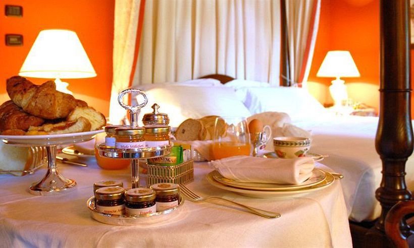 Hotel Residenza Torre Di San Martino Gazzola Piacenza