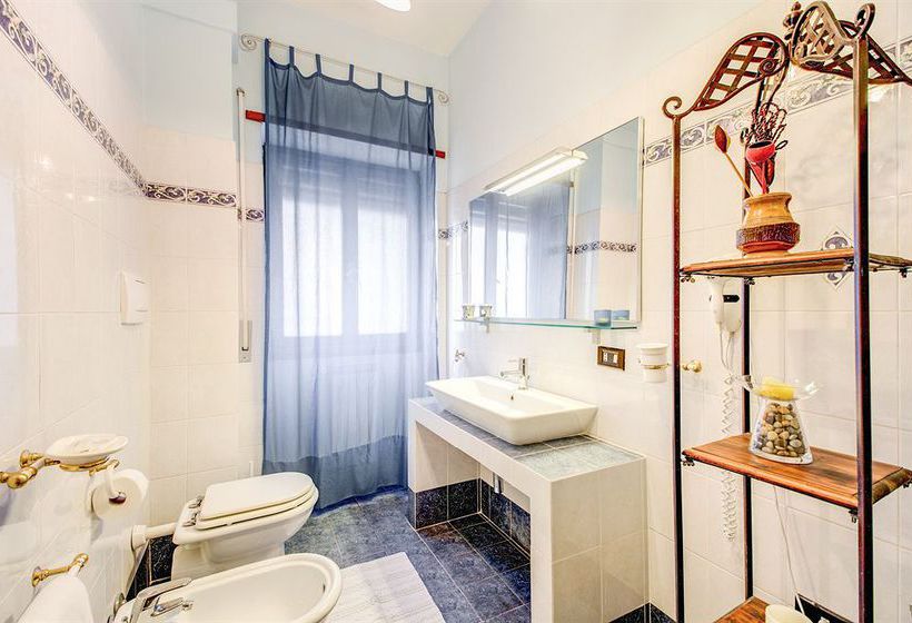 Bed and Breakfast Bed&Breakfast Domus Cornelia  | Roma | Roma | Italia 2