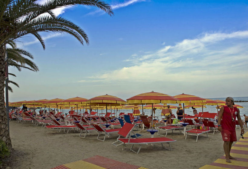 Hotel Leuco' Martinsicuro