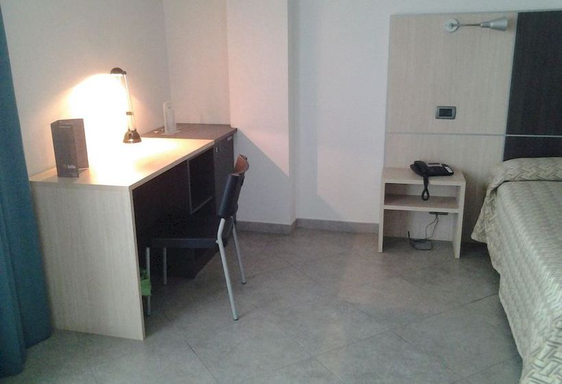 Hotel Lux  | Modena | Modena | Italia 11