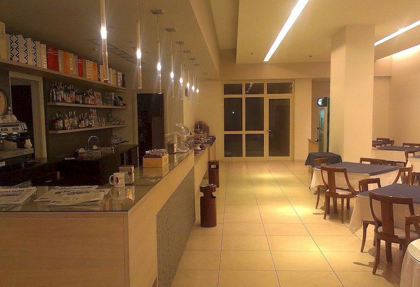 Hotel Lux  | Modena | Modena | Italia 6