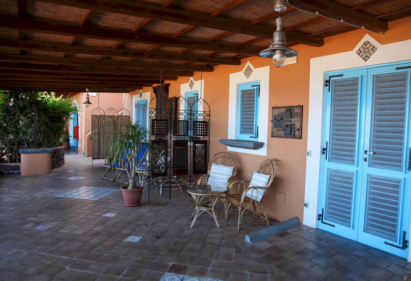 Hotel Mamma Santina  | Santa Marina Salina-Isla de Salina | Mesina | Italia 9