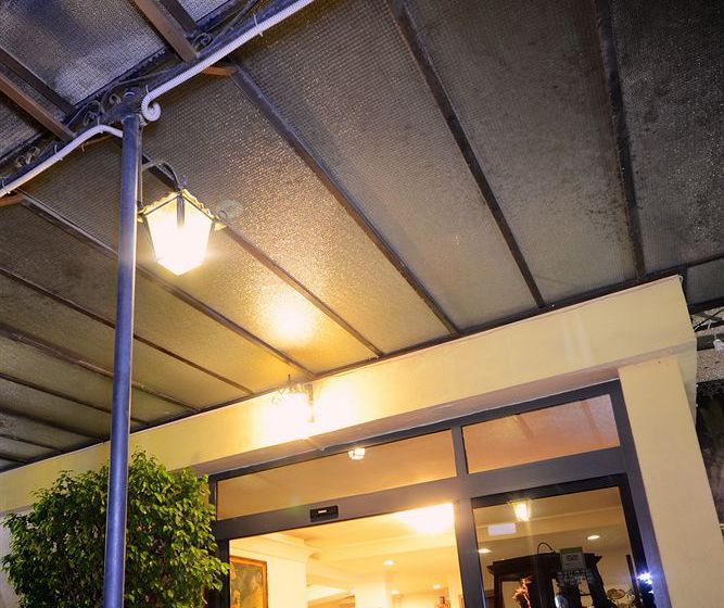 Hotel Clinton  | Casoria | Napoli | Italia 10