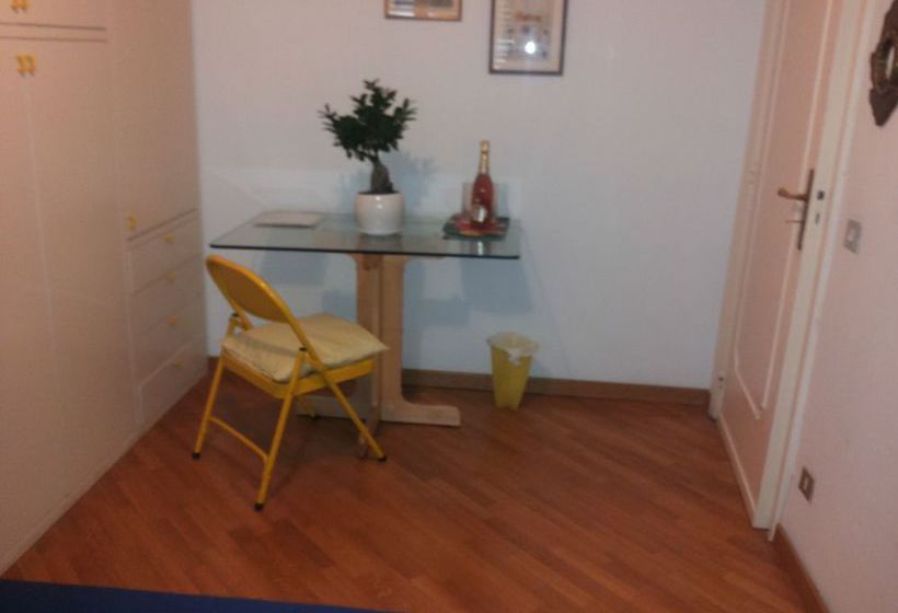 Bed and Breakfast Franca  | Napoli | Napoli | Italia 3