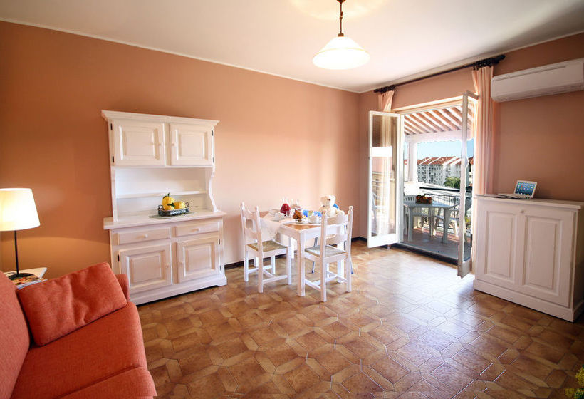 La Meridiana  | San Bartolomeo al Mare | Imperia | Italia 3