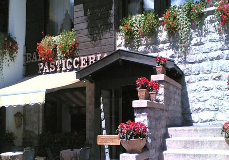 Hotel Monzoni Pozza  | Pozza di Fassa | Trento | Italia 8