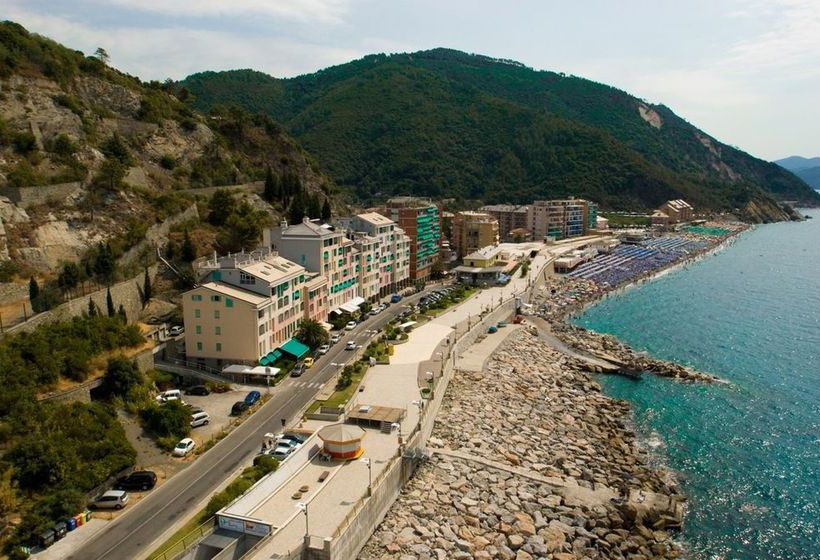 Hotel Affittacamere Clipper  | Deiva Marina | La Spezia | Italia 2