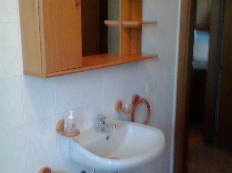 Cinzia's Houses  | Trecate | Novara | Italia 17