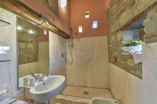 Villa Casalguidi  | Serravalle Pistoiese | Pistoia | Italia 1