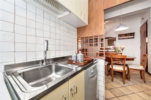 Maria, L'attico Al Vaticano  | Roma | Roma | Italia 12