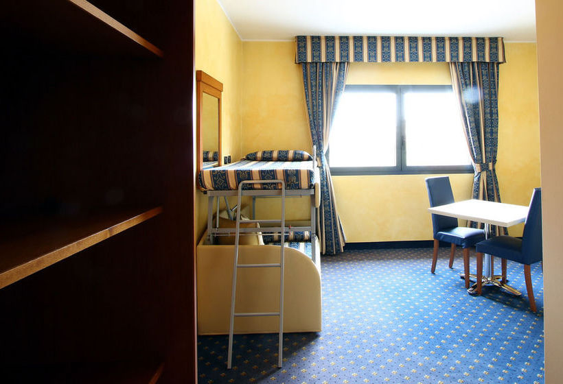 Hotel Riz  | San Genesio ed Uniti | Pavia | Italia 14