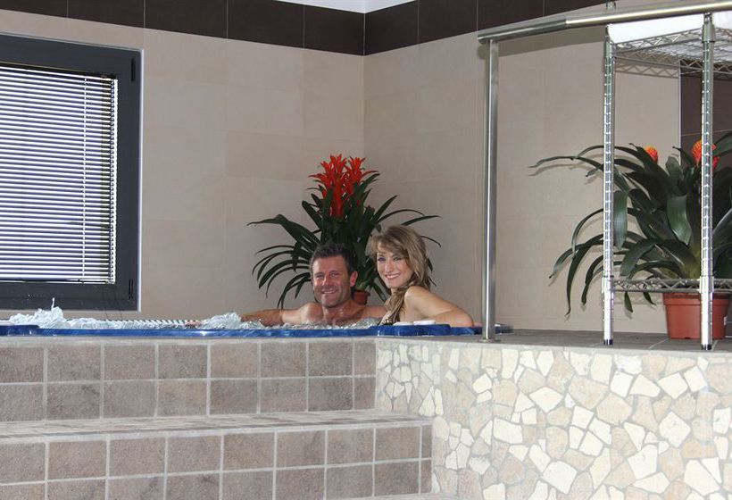 Hotel Riz  | San Genesio ed Uniti | Pavia | Italia 8