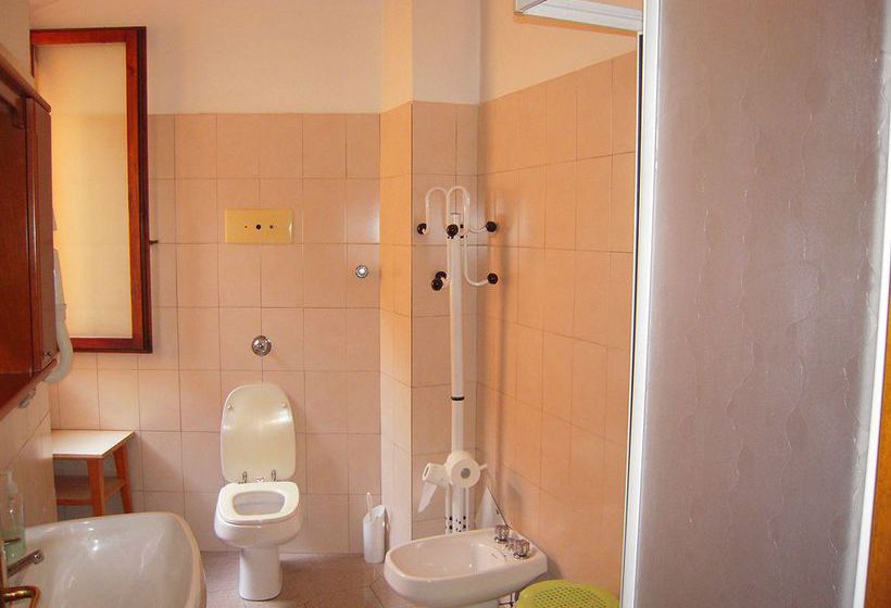 Bed and Breakfast Riva Reno Guesthouse