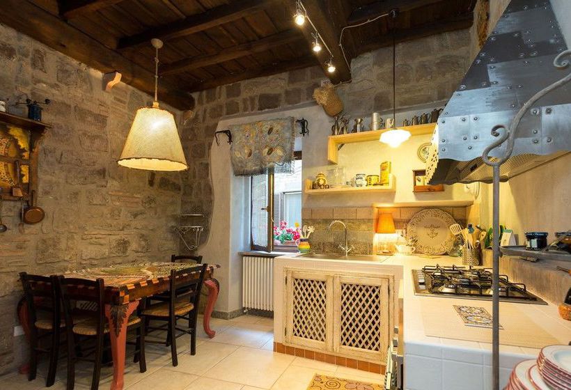 Pensione La Tana Del Bruco  | Viterbo | Viterbo | Italia 7