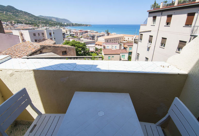 Porta Terra  | Cefalu | Palermo | Italia 4