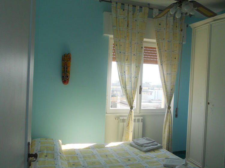 Banzai Beach Guest House  | Santa Marinella | Roma | Italia 17