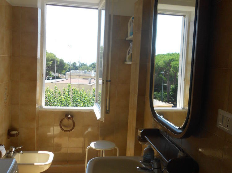 Banzai Beach Guest House  | Santa Marinella | Roma | Italia 19