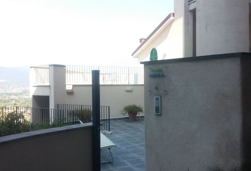 Hostel Ameglia 