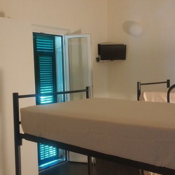 Hostel Ameglia  | Ameglia | La Spezia | Italien 19