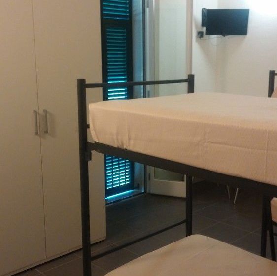 Hostel Ameglia  | Ameglia | La Spezia | Italien 20