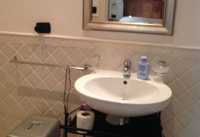 Pensione La Dimora Dei Baroni  | Napoli | Napoli | Italia 17