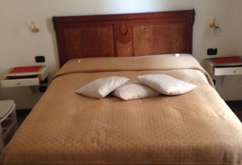 Pensione La Dimora Dei Baroni  | Napoli | Napoli | Italia 4