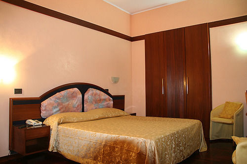 Hotel Cesari  | Frosinone | Frosinone | Italy 8