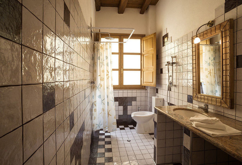 Le Tre Case  | Cagliari | Sardegna | Italia 1