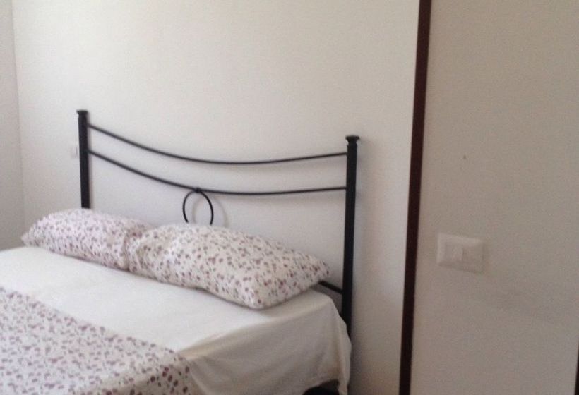 Ostello Villa Pusiano 26  | Milano | Milano | Italia 15